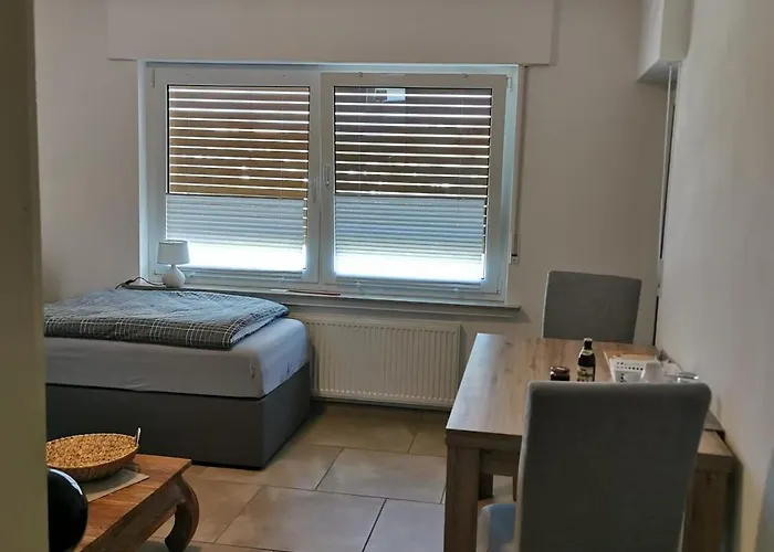 Monteurwohnungen Braeu * 梅舍德